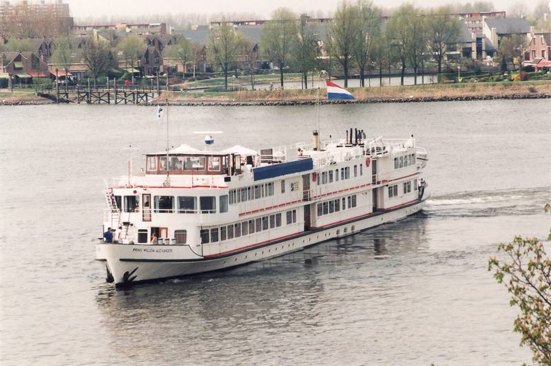 Beatrix-reisje op Willem-Alexander